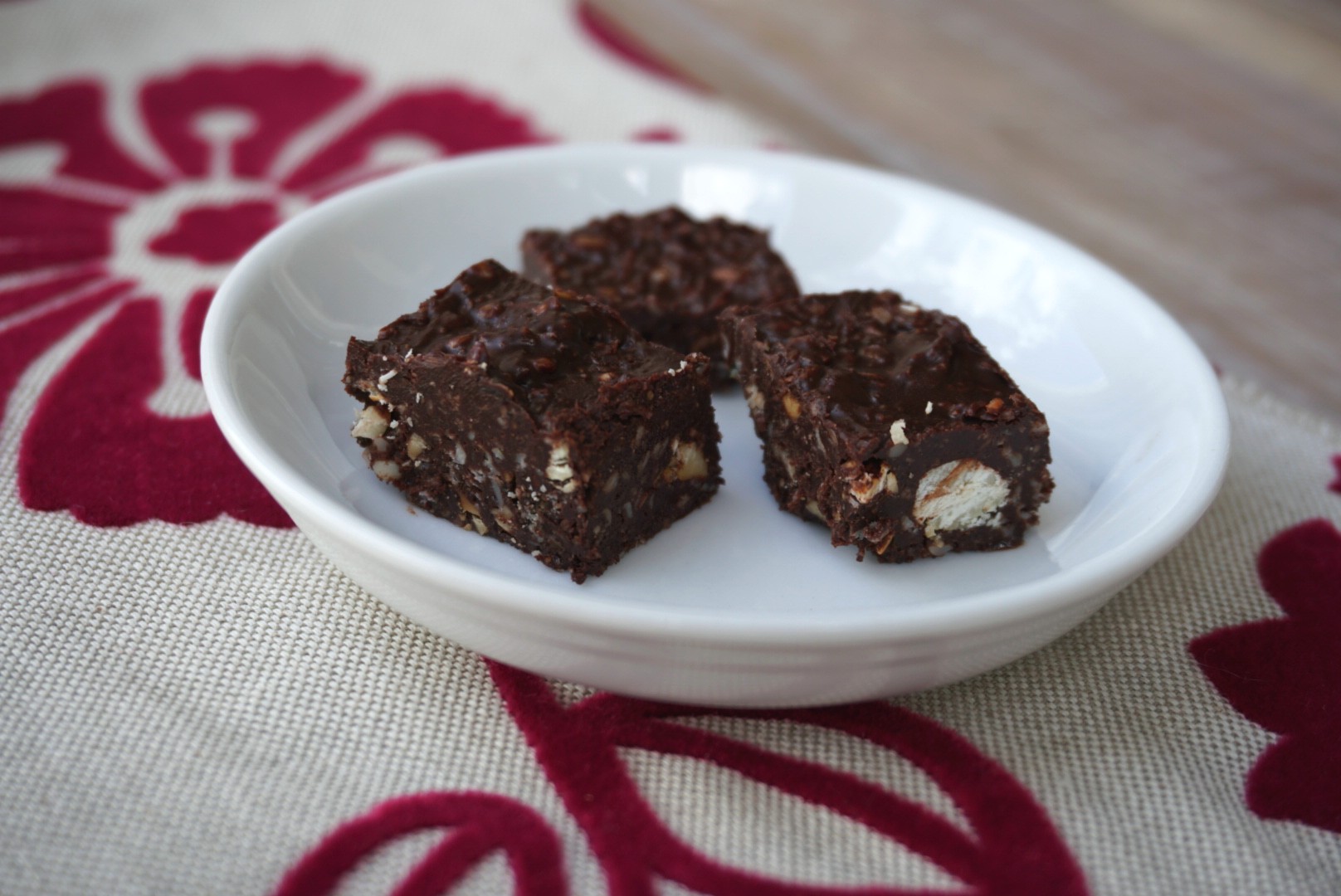 Five ingredient nutty fudge LowCarb Vegan