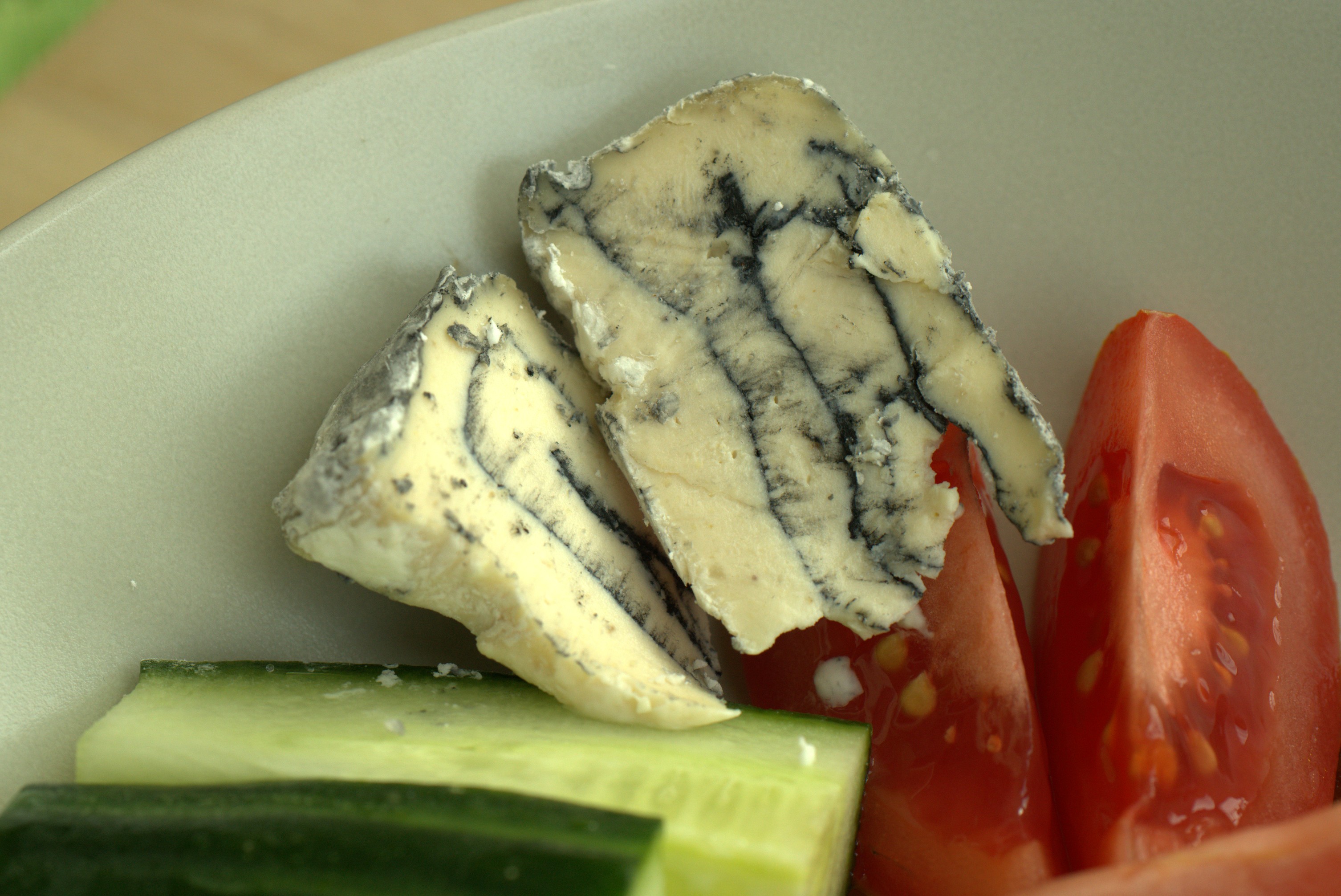 Cashew-millet cheese with wood-ash