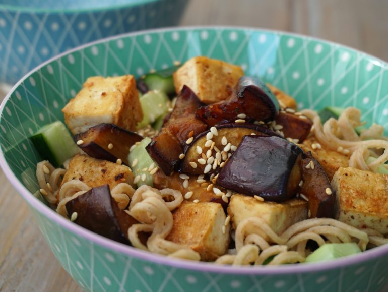 Low carb noodle salad with marinated eggplant, vegan